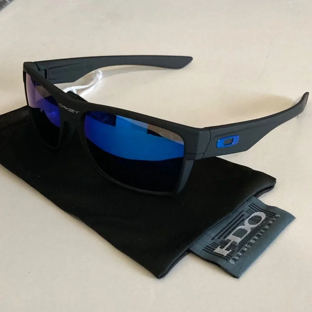 Oakley Two Face Sapphire Iridium Sunglasses - Picture 4 of 9